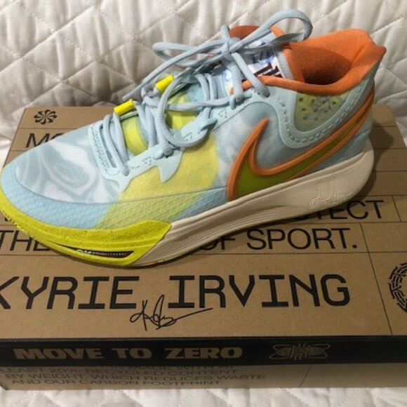 kyrie tennis shoes nike